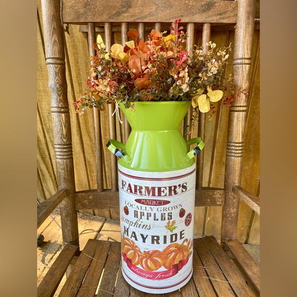 *Harvest Metal Milk Can Green - Picture 5 of 11